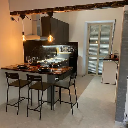 La Casa Di Eva E Zoe Apartment *